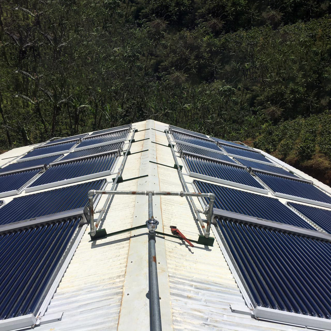 3000L solar hot water heater in Nicanagua