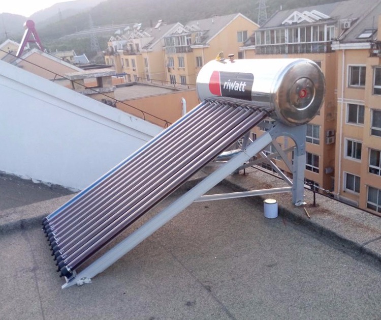  aquecedor de água solar caseiro
