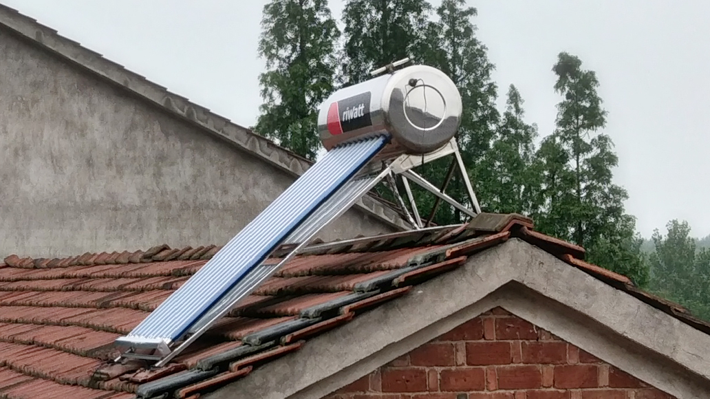 como instalar un calentador de agua solar