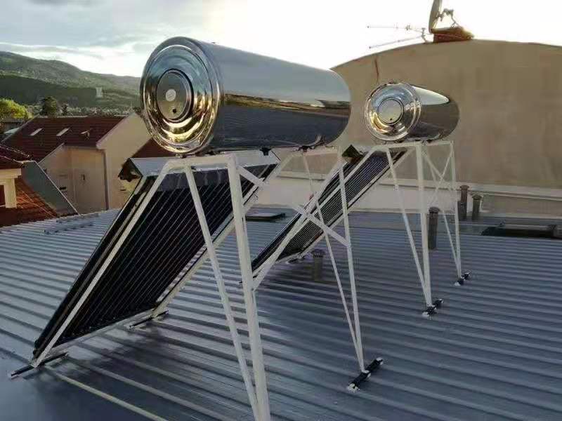 compact split type solar hot water