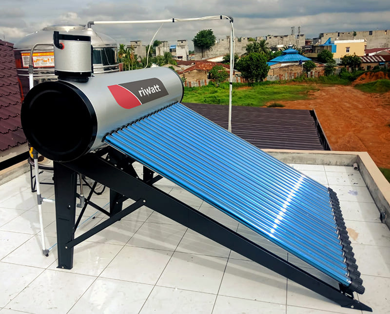 pre heated solar power water heating 